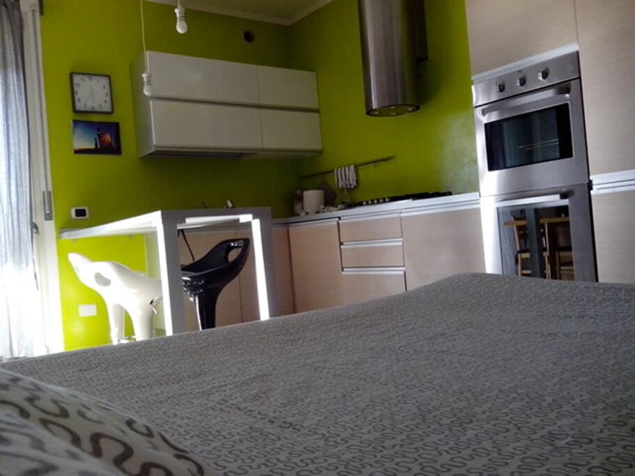 Angolo cucina
(visto dal letto matrimoniale)