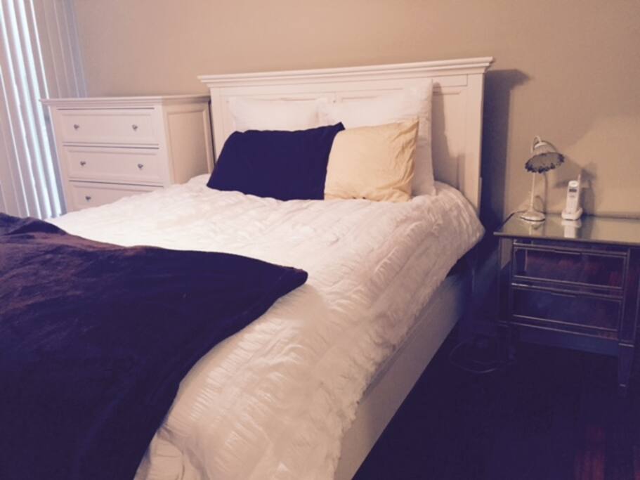 Bedroom with Westin queen size bed