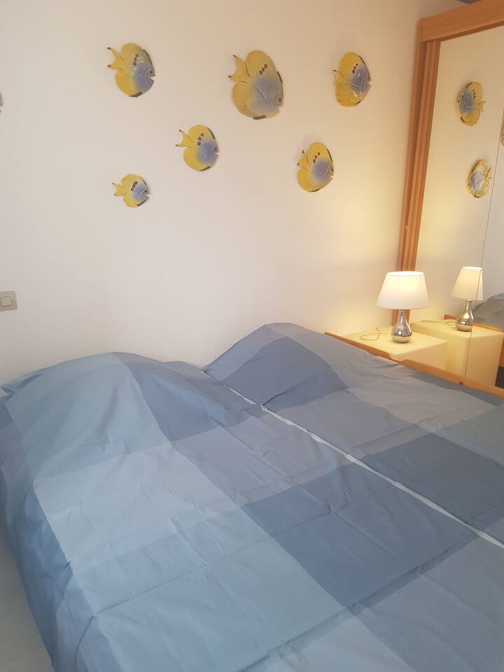 Разгънато легло 