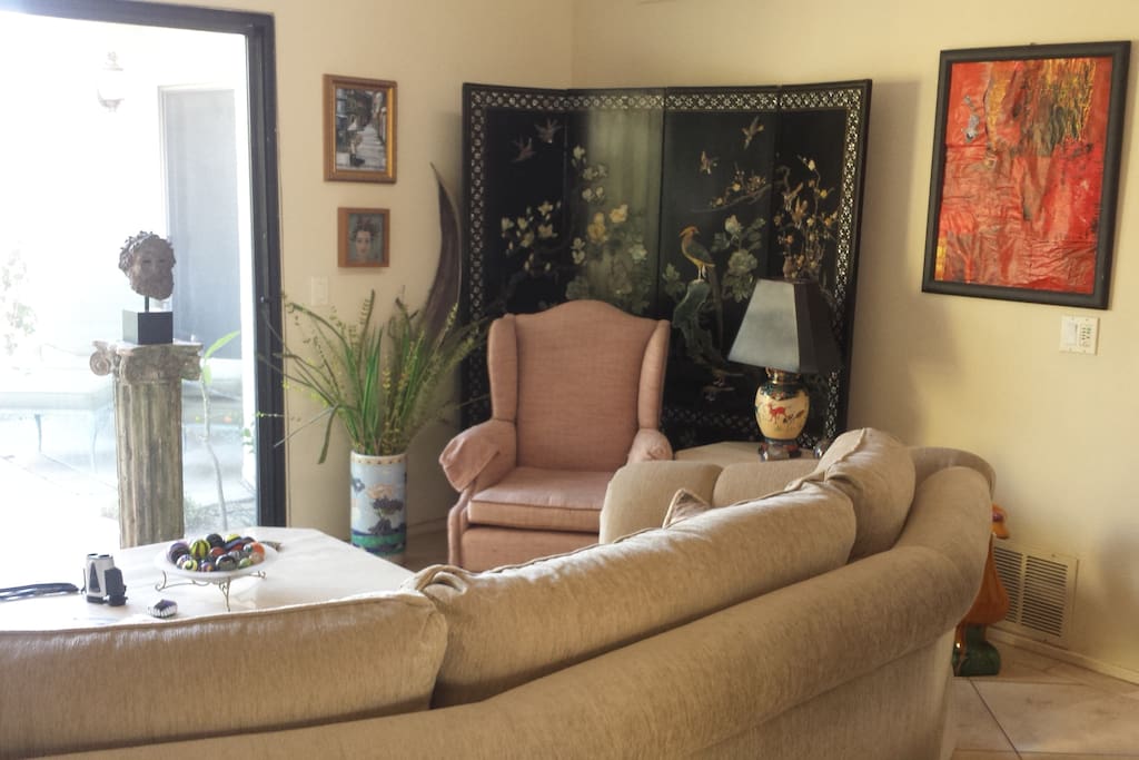 Living room.