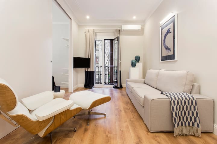 Deluxe boutique apartment in the center