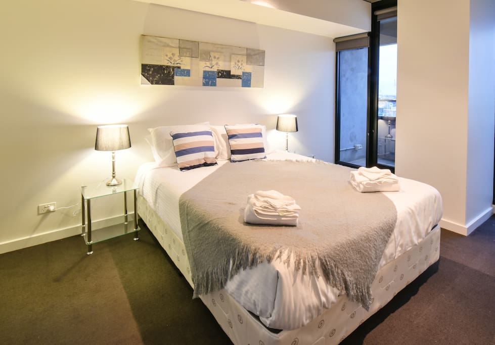 Bedroom 1 with Queen bed has its own ensuite and access to the balcony