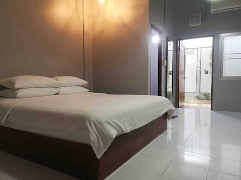 Siri Guesthouse