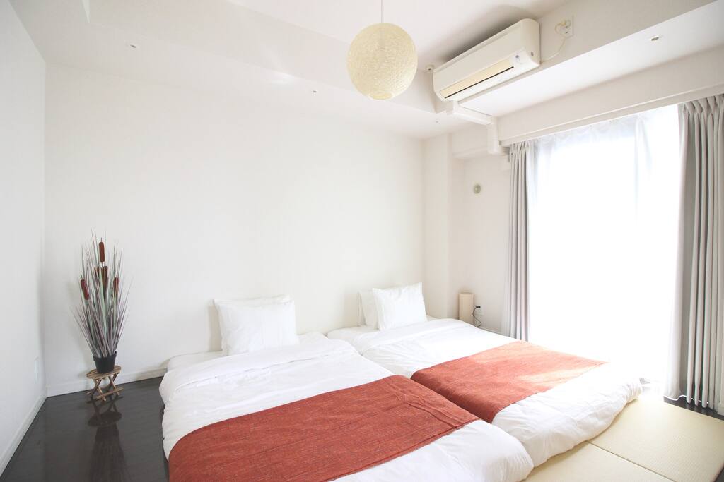 Modern Tatami Room