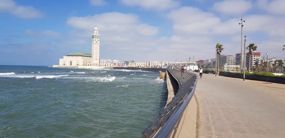 Casa Meerblick(FRÜHSTÜCK INKLUSIV,TV,WIFI,ZENTRUM)