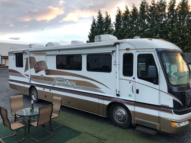 Amish RV Retreat