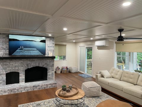 Waterfront Retreat on Jordan Bay - Sebago Lake