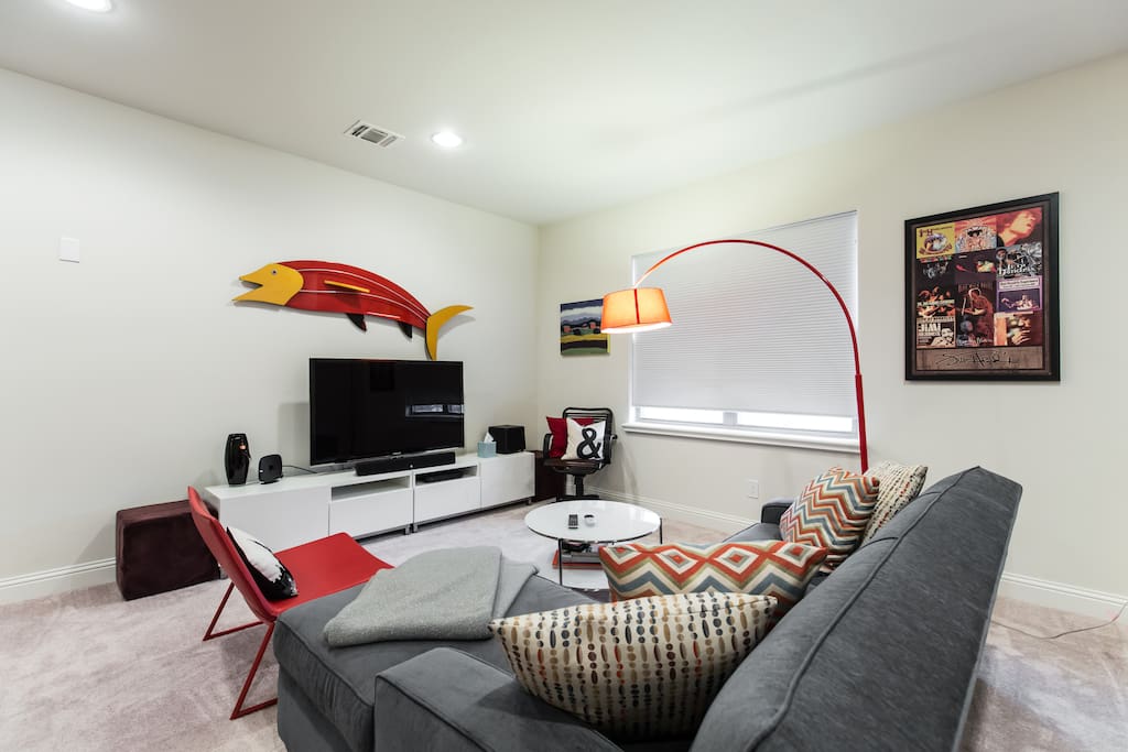 Separate living area for your personal use. Full of natural light.