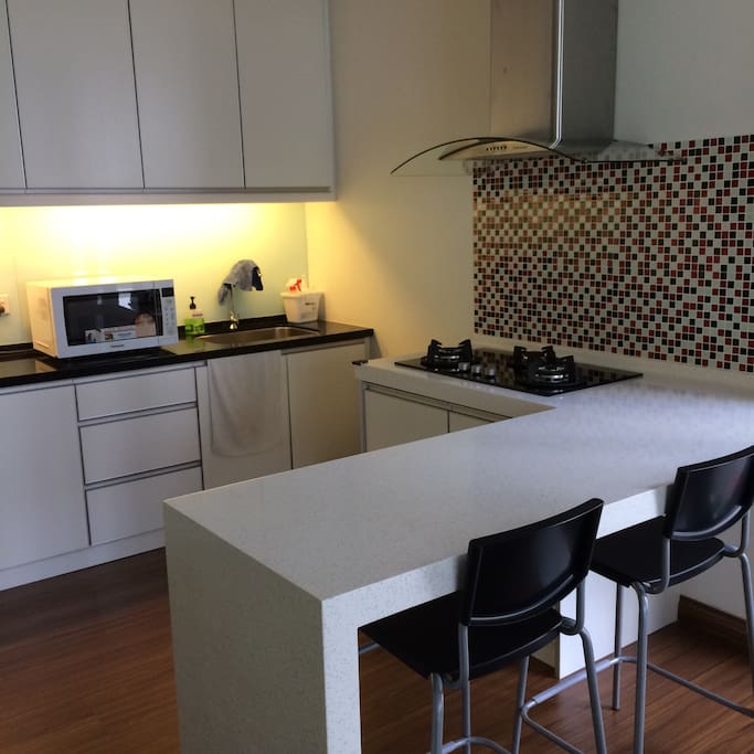 Kitchen with breakfast table.