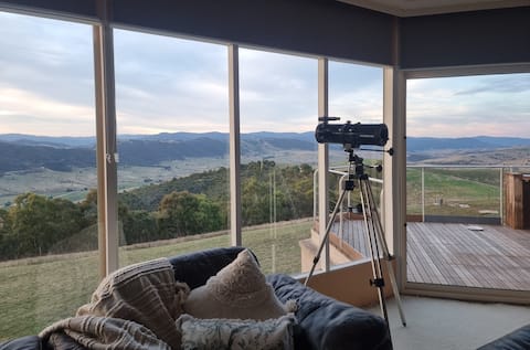 The Ginger Duck
A cozy country retreat