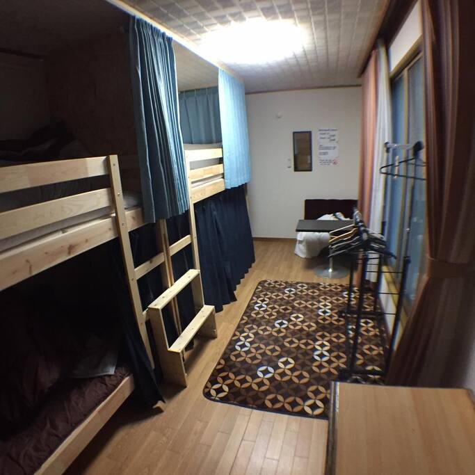 Bunk bed dormitory (4 people)