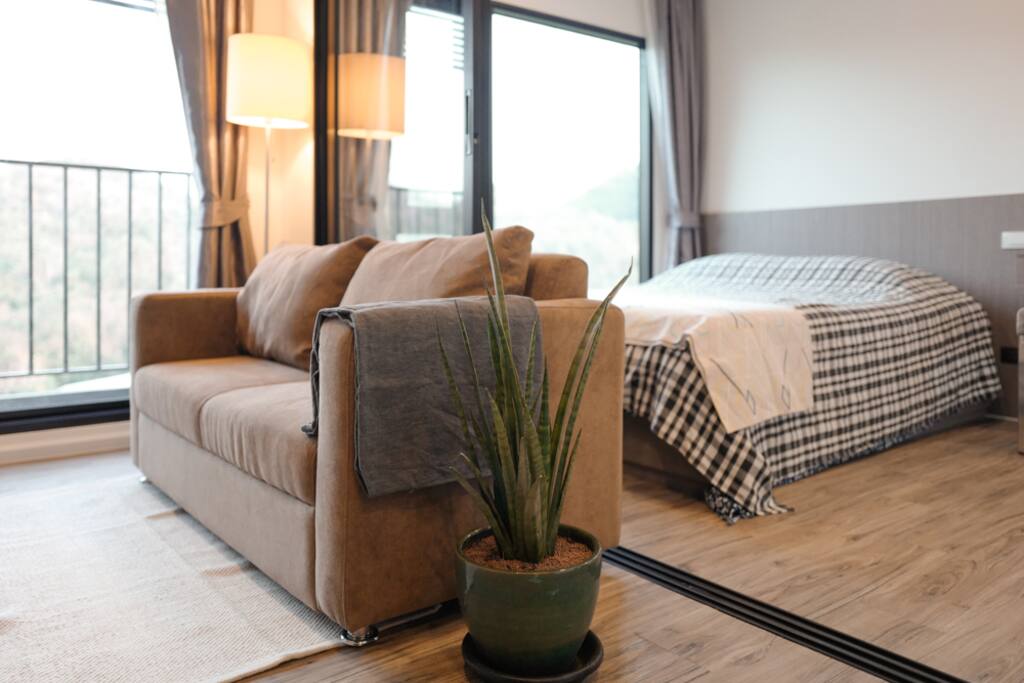 Studio Bedroom with partition
