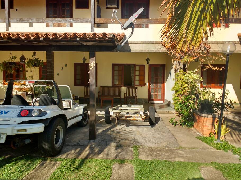VISTA FRONTAL DA CASA