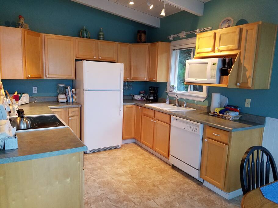 fully equipped modern kitchen