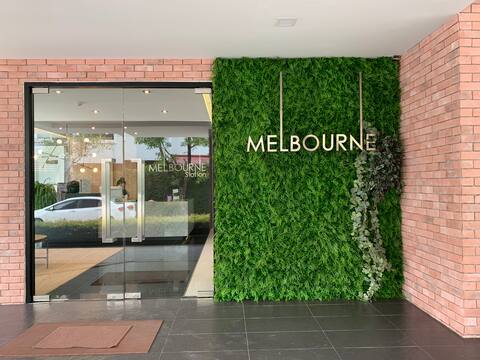 Melbourne40 - 1BR Condo