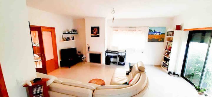 Beach & Nature Escape: Family Friendly Garden Home - Leiria