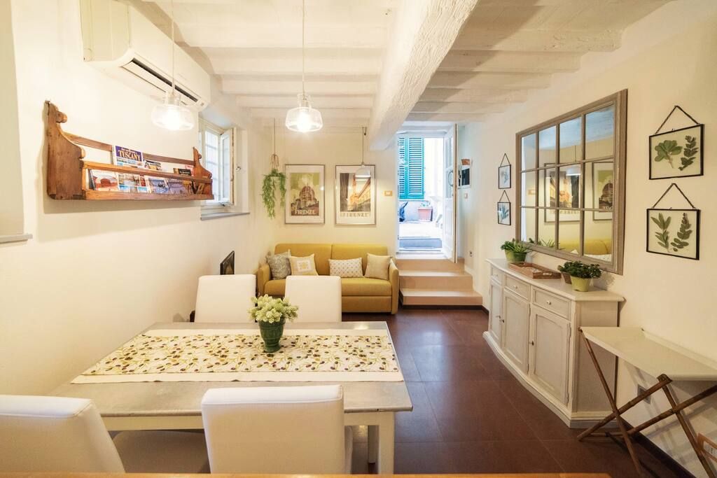 Welcome to Laura Cozy Nest!