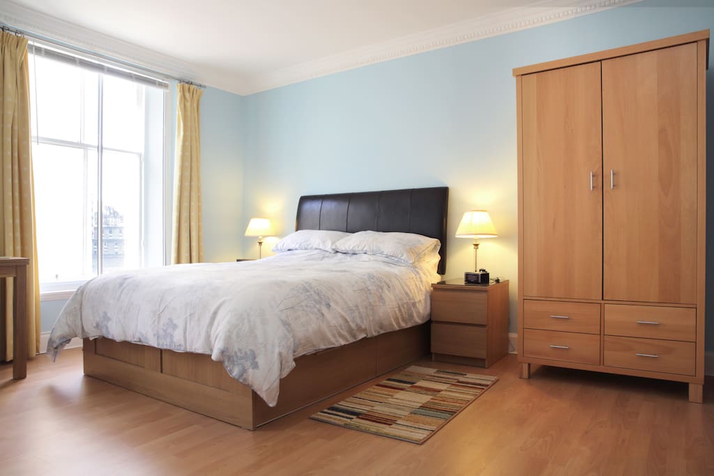 Very comfortable King size bed