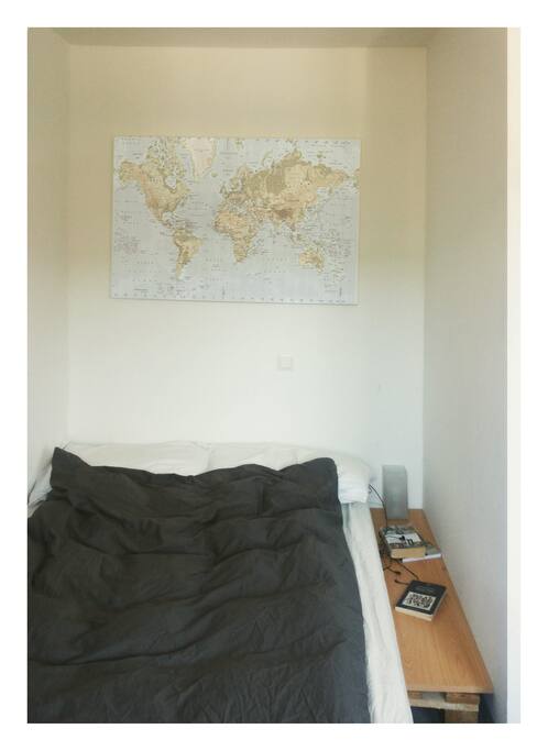 the room will be newly furnished before the O´fest - new matress and canva are coming