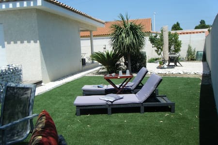 Appartement indépendant dans villa grand extérieur