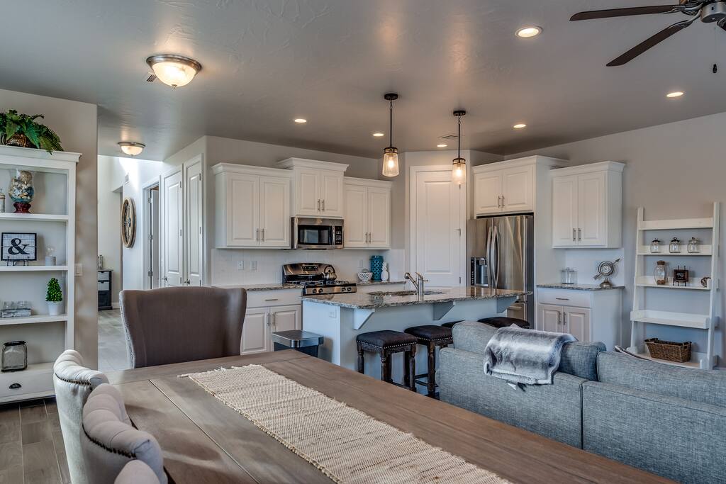 Dining Area/Kitchen/Living Room