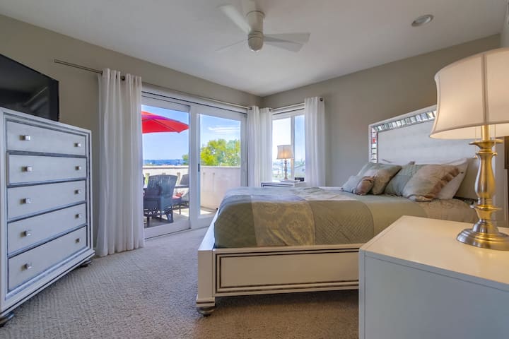 ห้องสวีทห้องนอนใหญ่พร้อมลานบ้าน