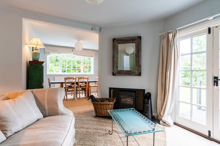 Delightful Comfortable Cottage - Crowborough