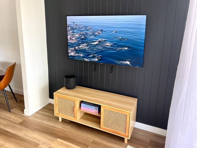 Salt+Pepper – Whole Duplex *Pets OK* 500m to beach gallery image 5