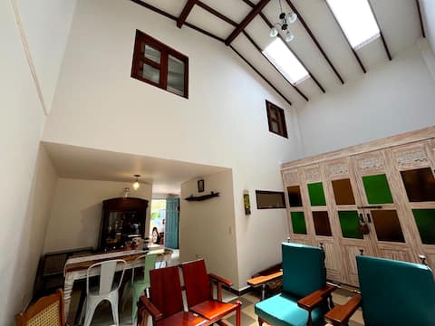 Top Airbnb: Casa Turquesa. Quiet family atmosphere. in Jericó