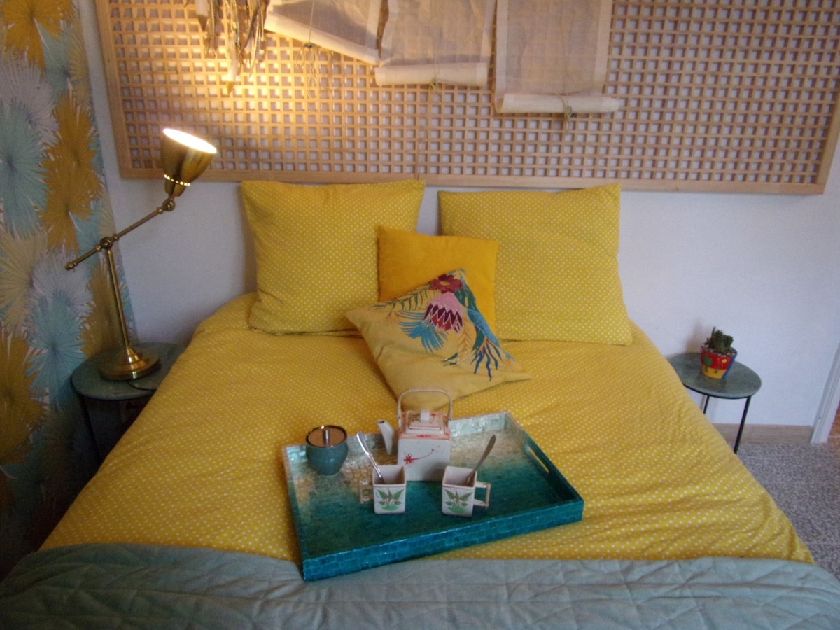 ห้องนอนพร้อมห้องน้ำในตัว