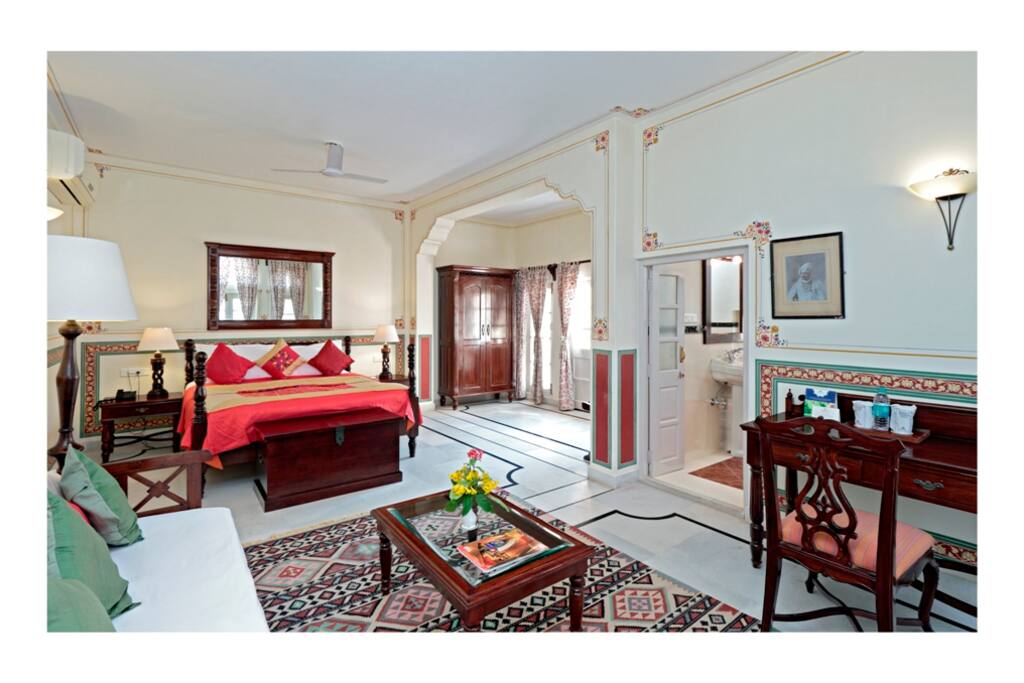 Lake view Suite Room