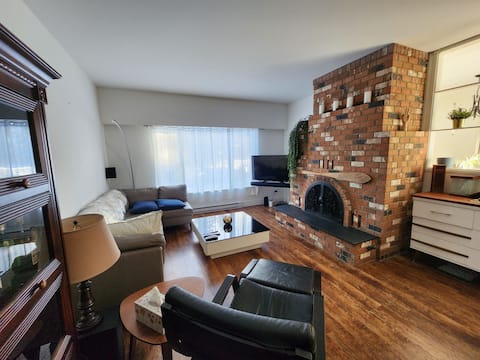 Top performing Airbnb: Paradise in Pemberton 15 acre farm on the river in Squamish Lillooet C