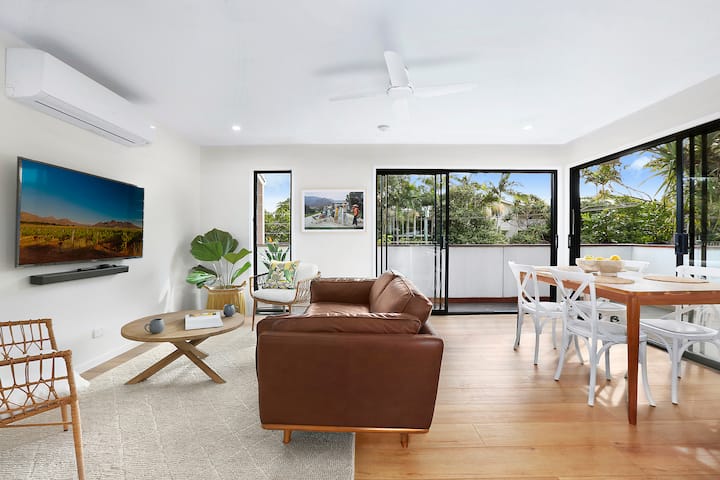 2 Sunfilled Sandybottoms Luxury Noosa Heads Suite - Noosaville