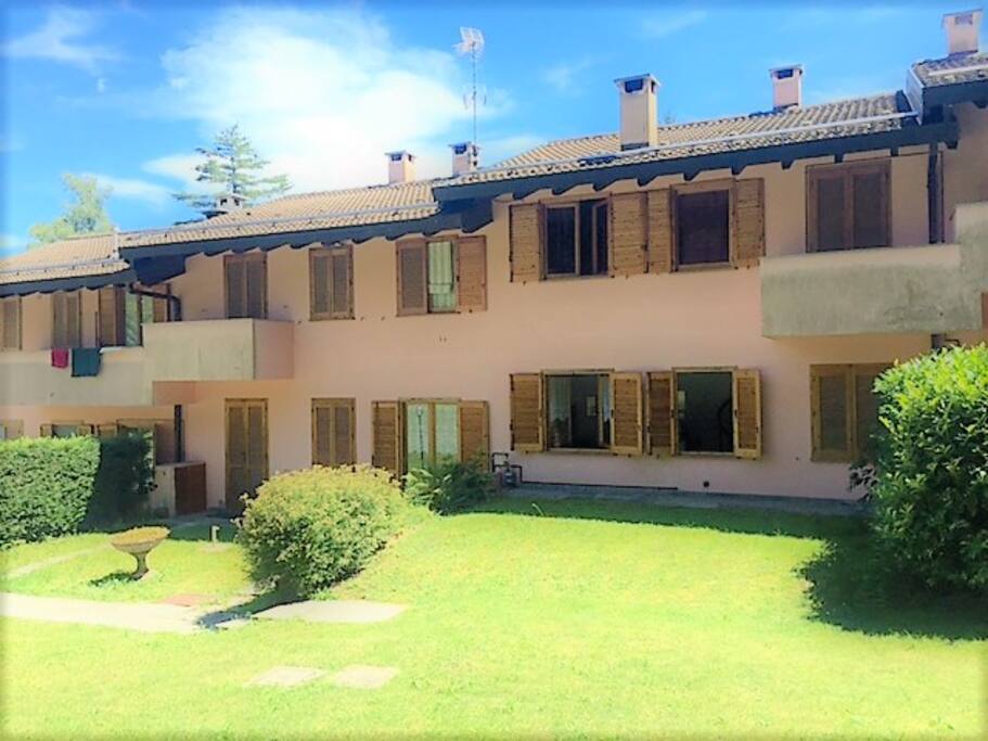 Lato giardino