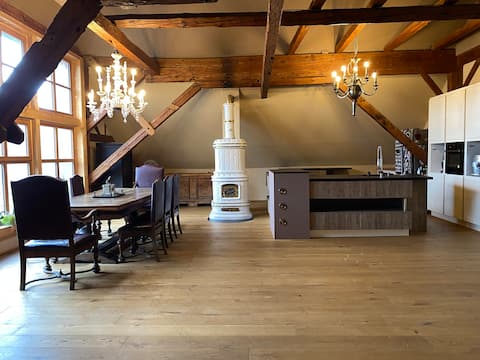 (K) Old building apartment with half-timbering in Anif