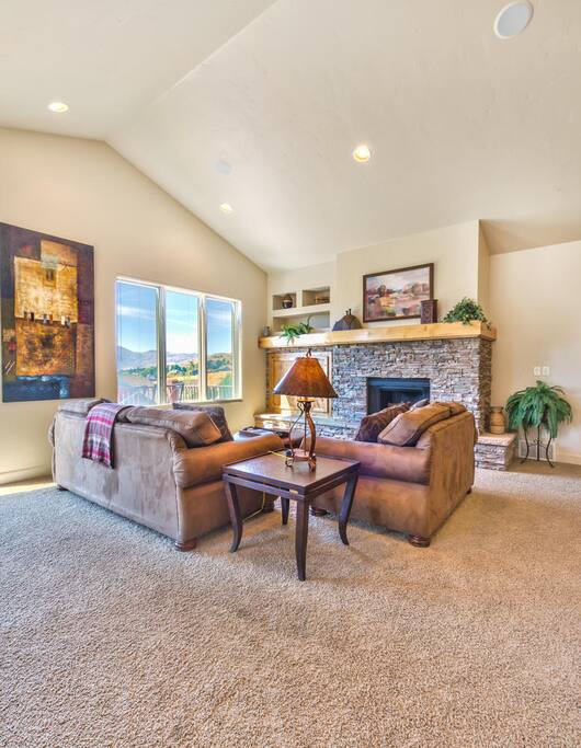 Utah Lodging / TR 63 / Main Level