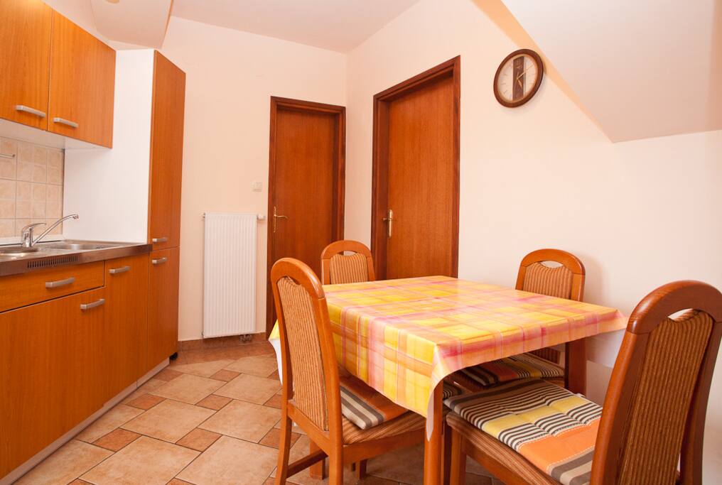 Dinning table