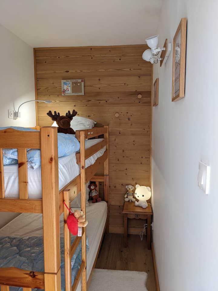 زاوية جبلية مغلقة