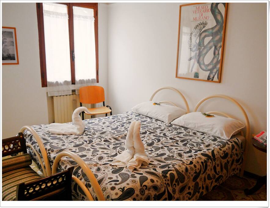 Camera grande/Double bedroom/Grande chambre