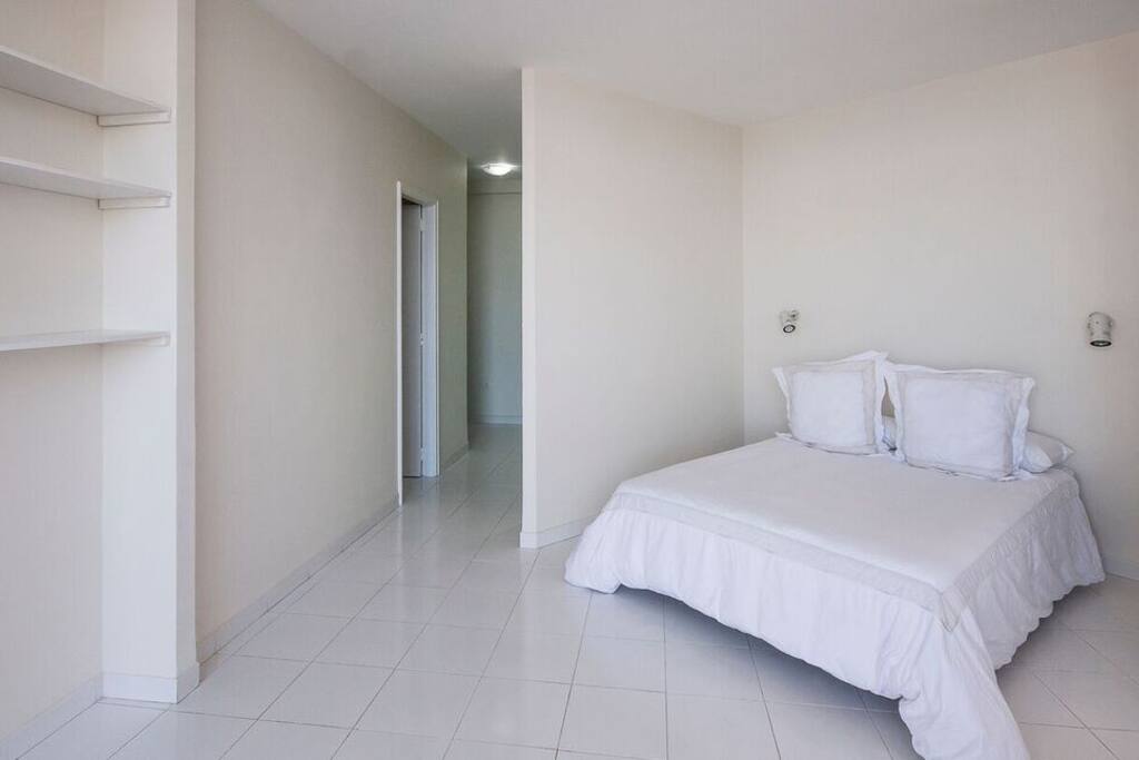 bedroom/dormitorio
