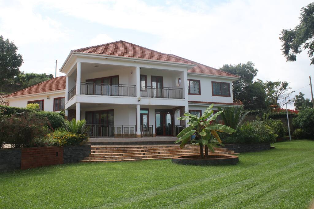 FRONT VIEW WITH COMPOUND