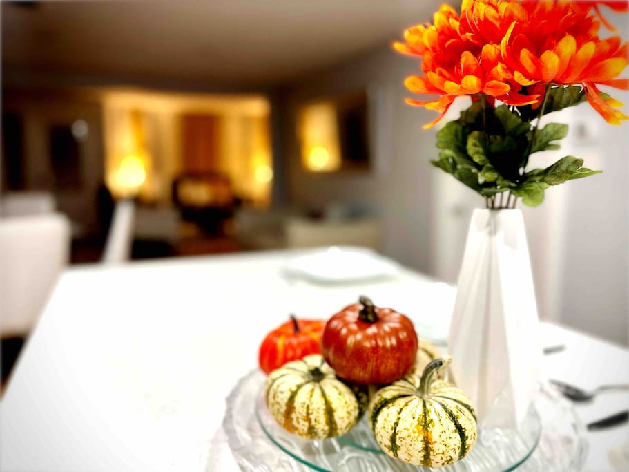 Best of Utica / Elegant Quiet Place to Relax