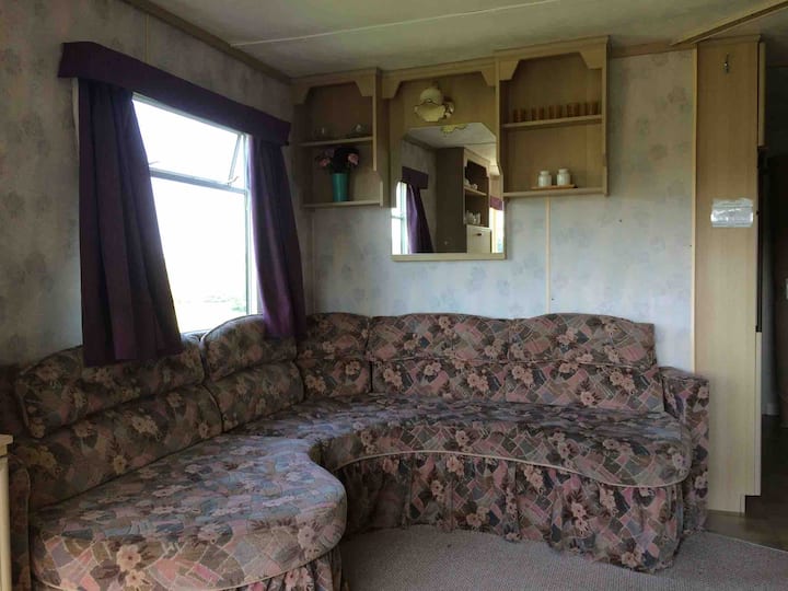 Oak,countryside Farm Stay In Aonb. - England