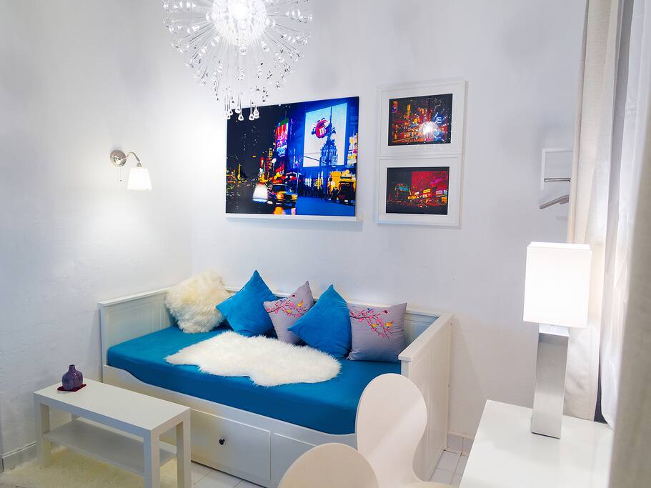 Nice Mainroom