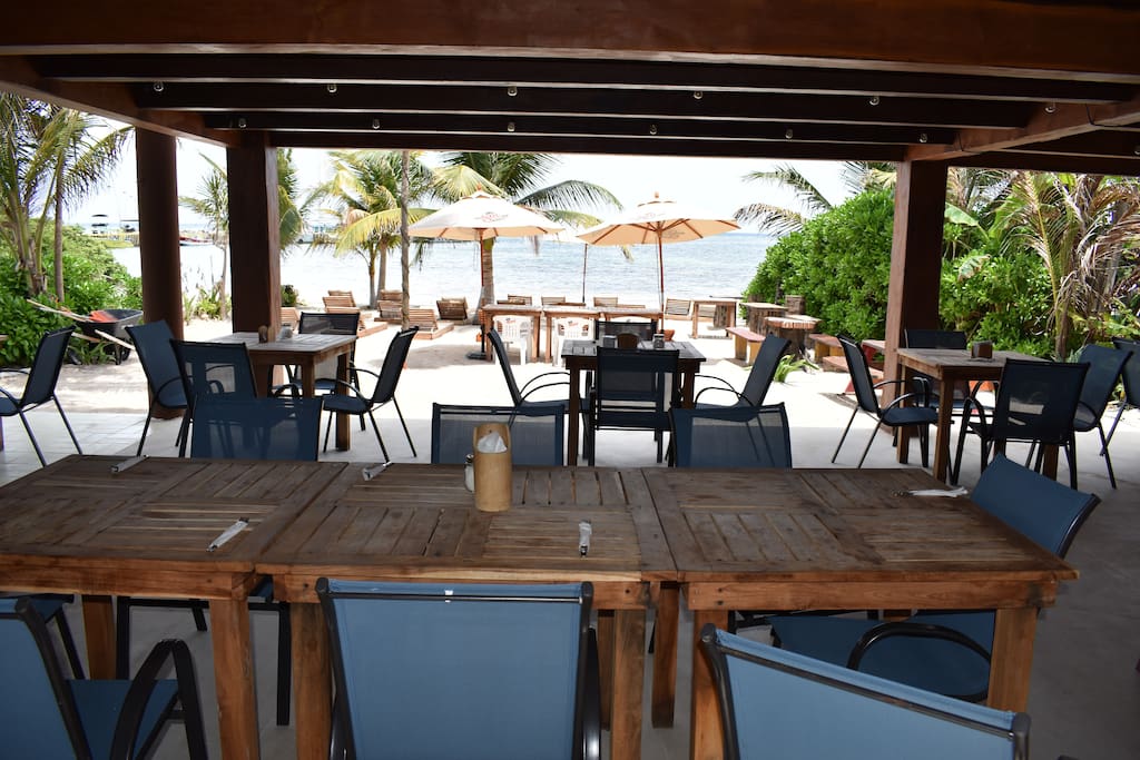 restaurant bar