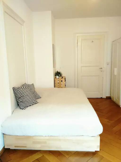 private room