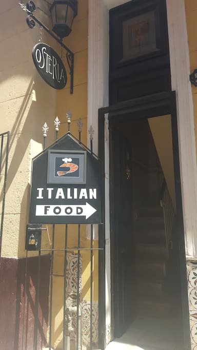 The entrance to the apartment