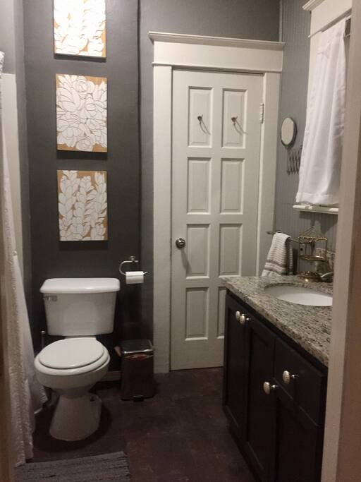 Main bathroom