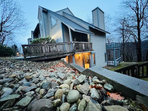 Seven Springs at 4001 Swiss Mountain-NEW!