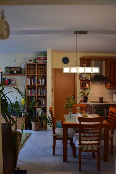 Living room & kitchen